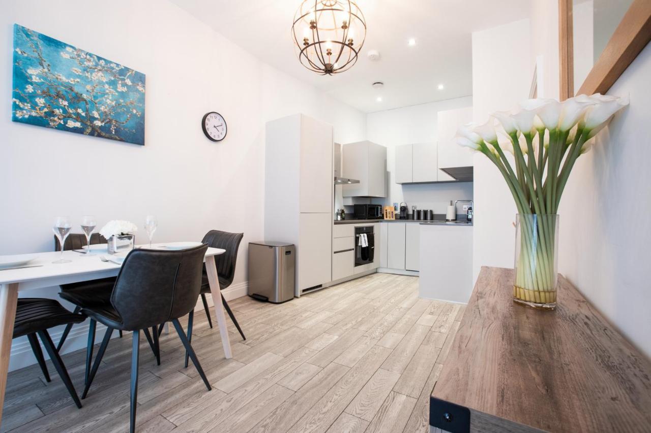 Urban Living'S - Windsor Castle Luxury Apartments Exterior foto