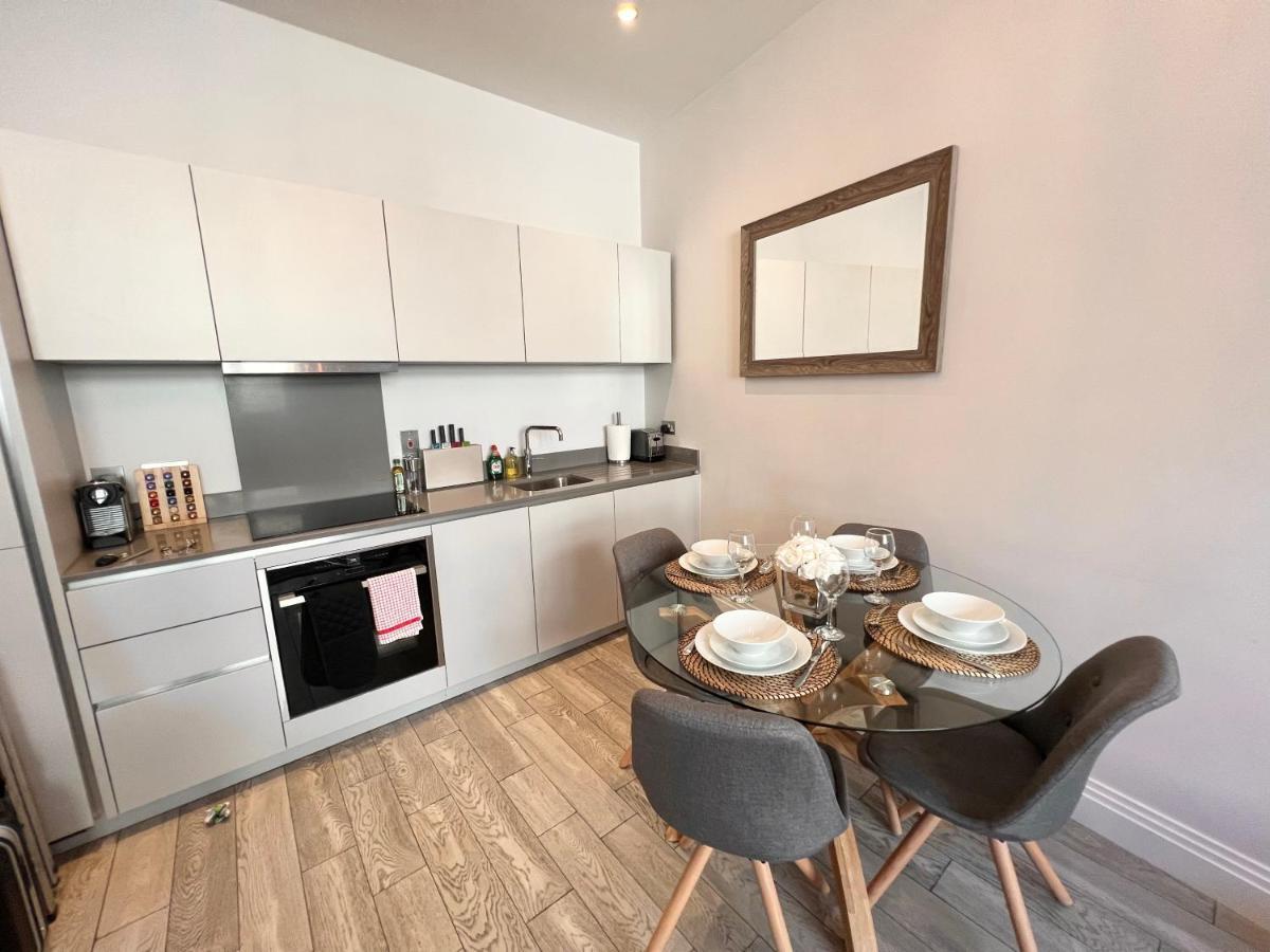 Urban Living'S - Windsor Castle Luxury Apartments Exterior foto